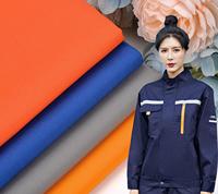 Usine en gros sergé antistatique teint tissé TC 65/35 vêtements de travail tissu teinture continue uniforme vêtements ignifuges