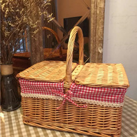 Groothandel Hot Selling Hoge Kwaliteit Vintage Rechthoekige Wicker Ecologische Multifunctionele Opbergmand met Deksel en Handvatten voor Picknick