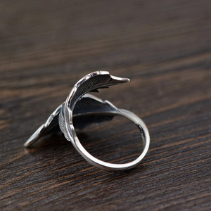 Anello Aperto Vintage a Foglia per Donna, Fascia Larga Regolabile, Gioiello di Moda Statement - Product Image 6