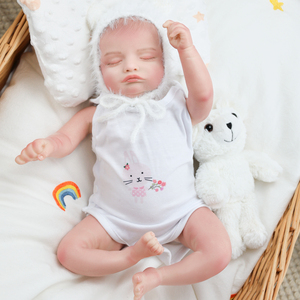 Muñeca Reborn de Silicona y Vinilo de 18 Pulgadas, Cuerpo Completo Realista, con Piel de Bebé Hiperrealista y Material Seguro - Product Image 3