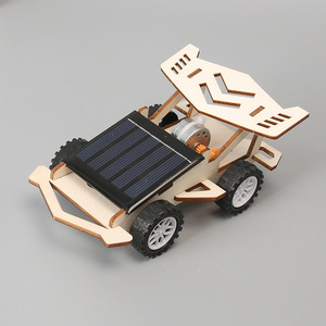 Petite <span class=keywords><strong>voiture</strong></span> solaire en bois bricolage jouets éducatifs personnalisables pour les projets scientifiques aides pédagogiques <span class=keywords><strong>et</strong></span> jeux - Product Image 3