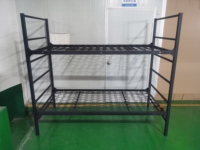 Lit superposé institutionnel qualifié US GSA 3FNE 99-582E, lit superposé en acier renforcé avec base en maille à ressorts intégrés pour projet gouvernemental