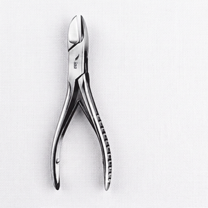 เครื่องมือผ่าตัดแบบแมนนวล สแตนเลสสตีล CE รุ่น Mini Friedmann Curved Bone Rongeurs Fine Bone Nibblers สำหรับตัดกระดูกขนาดเล็ก - Product Image 1