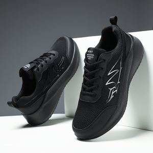 Chaussures de course pour hommes grande taille, respirantes, en maille, légères, semelle EVA souple, style printemps-été, vente en gros - Product Image 2