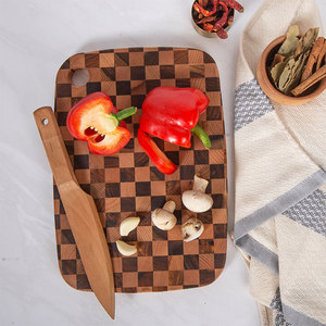 เขียงไม้ลายหมากรุกขนาดเล็ก 34 x 24 ซม. คุณภาพดีที่สุด สำหรับหั่นผักและเนื้อ สำหรับใช้ในครัว - Product Image 5