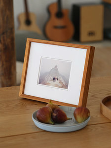Cadre photo rectangulaire moderne simple en bois massif de l'oncle Lu, tailles 7 pouces/8 pouces/6 pouces, cadre d'affichage vide personnalisable en couleur pleine - Product Image 1