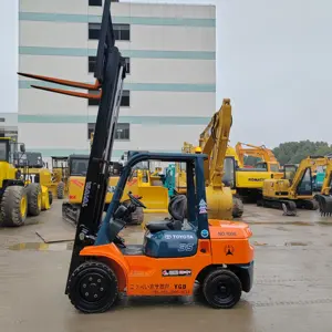 Japonya orijinal TOYOTA 3.5 ton güvenilir motor ile iyi durumda dizel forklift kullanılır