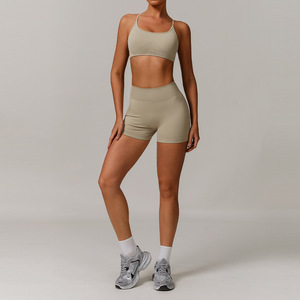 <strong>Women</strong> Seamless Beauty Back Yoga Set Quick Dry Tight <strong>Shorts</strong> Running Fitness Sports <strong>Suit</strong> - Product Image 4