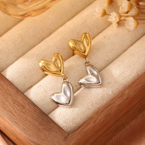 Pendientes de aleación de zinc en forma de corazón, colores mezclados para mujer, regalo, joyería de moda - Product Image 1