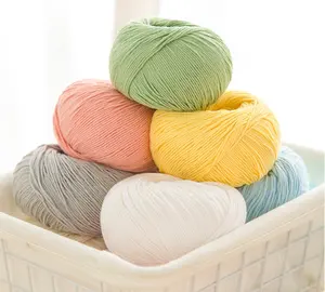 सबसे सस्ता यार्न Crochet कपास 3% नायलॉन 97% कपास हाथ बुनाई के लिए यार्न