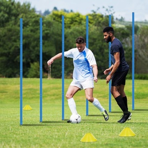 Équipement de football professionnel pour enfants et jeunes, réglable, comprenant 6 poteaux d'agilité flexibles, kit de poteaux d'entraînement de football - Product Image 3