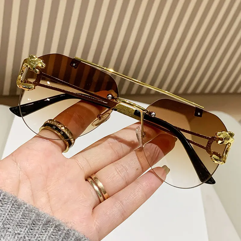 2024 New Gradient Brown Pilot Women Sunglasses Luxury Gold Cheetah Design Rimless Double Bridge Sun Glasses Female Unisex Shades