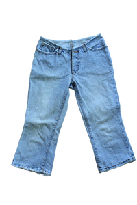 Vente à chaud de vêtements d'occasion de marque taïwanaise en ballots de haute qualité pour l'exportation, l'approvisionnement en Chine - Product Image 4