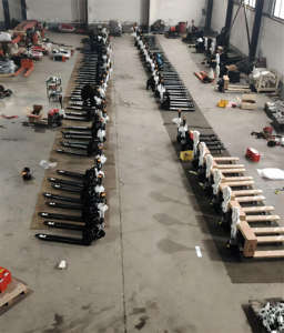 Transpalette électrique de 2.5 tonnes avec nouvelle batterie au lithium Capacité de 2500kg 5500lb pour les machines dans les ateliers d'impression - Product Image 3