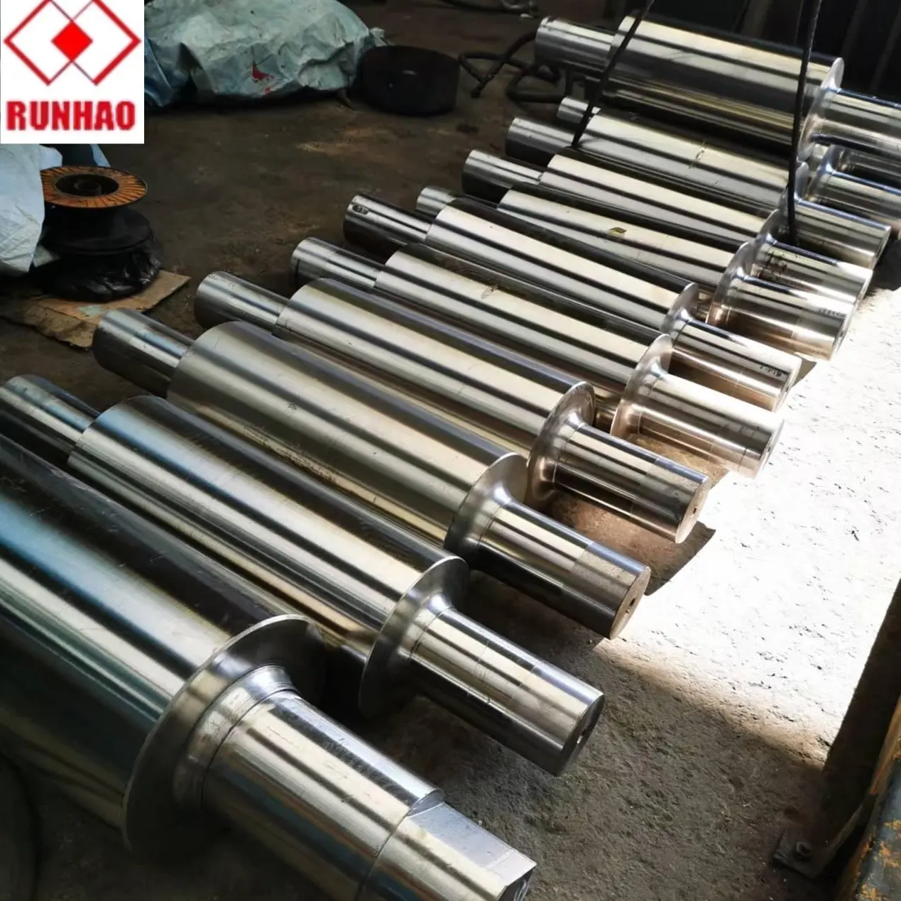 Adamite Roll Cast Steel Roll Used in Hot Strip Mills work roll for cold rolling mill