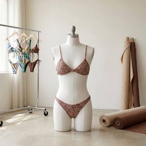 Ensemble de bikini à imprimé numérique écologique personnalisé par le fabricant, à rayures zébrées, bretelles réglables, coupe brésilienne, <span class=keywords><strong>maillot</strong></span> de bain - Product Image 2