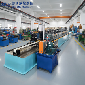 เครื่องขึ้นรูปเหล็กเส้นบางแบบอัตโนมัติ ควบคุมด้วย PLC ขับเคลื่อนด้วยมอเตอร์ สำหรับขึ้นรูปเหล็กด้วยความเย็น ใช้ไฟ 380V - Product Image 1