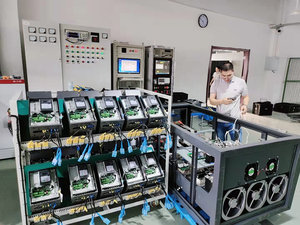 Raynen RVE35-T3-7R5G bơm năng lượng mặt trời <span class=keywords><strong>VFD</strong></span> giá tốt nhất MPPT 3HP DC <span class=keywords><strong>AC</strong></span> ổ đĩa năng lượng mặt trời <span class=keywords><strong>VFD</strong></span> bơm năng lượng mặt trời điều khiển 7.5KW - Product Image 4