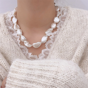 <strong>Boho</strong> Chic Handmade Baroque Pearl <strong>Necklace</strong> for Women Irregular Style - Product Image 6