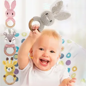 Populer Mainan Kunyah Bayi Hewan Merenda Kerincingan Cincin Teether Kelinci Kunyah Mainan Kayu Katun Merenda Kelinci Cincin Gigi Mainan Bayi