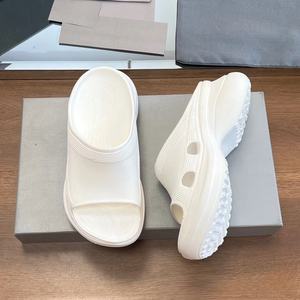 Nouvelles pantoufles d'extérieur de luxe en cuir véritable 2026 – Confortables et élégantes à semelle souple - Product Image 3