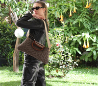 Sac à bandoulière pour femme en PVC et coton, style rock classique, durable, fait main, avec rabat personnalisable, garantie de qualité Mat-b Materialbag