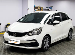 ฮอนด้า ฟิต 1.5 ลิตร CVT รุ่นสปอร์ต 5 ประตู แฮทช์แบ็ก พวงมาลัยซ้าย ยูโร 6 100-150 แรงม้า แรงบิด 100-200 นิวตันเมตร สีดำ กระจกหลังแบบซันรูฟ กล้องมองหลัง - Product Image 6
