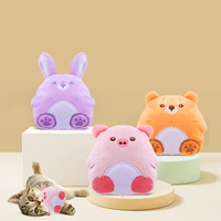 En stock, vente en gros, personnalisable : Jouet à mâcher interactif pour chat en peluche douce, animaux mignons (porc, lapin, ours) avec herbe à chat, pour l'auto-amusement