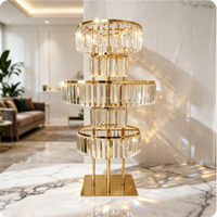 Support à fleurs en cristal doré à 5 niveaux, centre de table de mariage style lustre avec cristaux suspendus pour la décoration de chemin d'accès