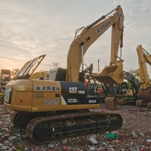 Excavadoras Usadas 323D2 323D 320D Modelo 2018, Peso Operativo de 23 Toneladas, Potencia de 110 kW, Alta Eficiencia y Durabilidad, en Venta - Product Image 1