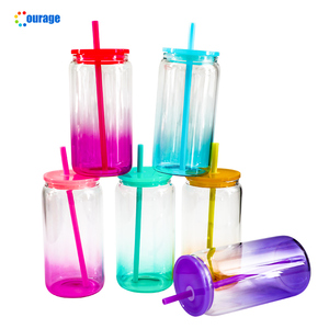 Vaso de Vidrio Transparente Sublimable de 16 oz con Degradado de Color, Vaso para Café Sublimable con Tapa y Pajita - Product Image 1
