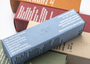 Caja de Regalo Rígida de Lujo Plegable, Aséptica, Biodegradable, Reciclable, con Logotipo Personalizado, Magnética, con Tapa Abatible, de EVA y Terciopelo para Lociones - Product Image 4