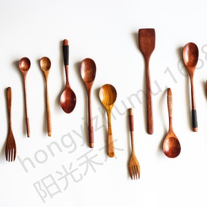 Ensemble de cuillères en bois à long manche, petites cuillères de style japonais pour mélanger le miel, le café et les salades, couleur unie, lavage à la main uniquement - Product Image 5