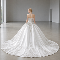 3699 Robe de mariée de luxe style princesse, bustier, entièrement ornée de cristaux et de paillettes, avec appliques en dentelle dorée, en satin ombré, traîne royale, sur mesure