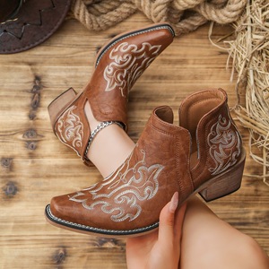<span class=keywords><strong>Botas</strong></span> de Tobillo Estilo Vaquero Occidental con Bordado Floral Étnico, Novedad 2026, para Mujer, Otoño Invierno, Cuero PU, Punta en Pico, <span class=keywords><strong>Botas</strong></span> Cortas - Product Image 4
