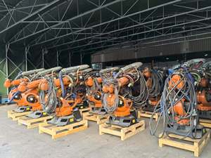 Robot KUKA KR 3 R540, bras mécanique industriel à six axes, petit robot de manutention de bureau, 3 kg, en stock - Product Image 4