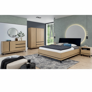 Ensemble de meubles de chambre à coucher en bois clair certifié FSC sur mesure OEM, lit king size de luxe moderne <span class=keywords><strong>avec</strong></span> armoire à 3 portes - Product Image 1