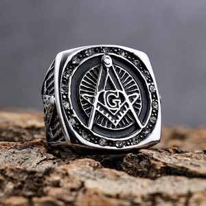 Bague en acier titane de style maçonnique vintage, diamant imposant, vente nordique, bijoux de mode vintage, vente en gros - Product Image 4