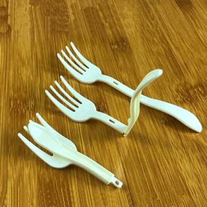 เครื่องใช้บนโต๊ะอาหารพลาสติกแบบพับได้ส้อมสำหรับรับประทานอาหารเกรด PP ใช้รับประทานอาหาร L148mm รับประทานอาหาร - Product Image 4