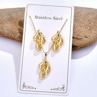 Juego de Joyería de Acero Inoxidable Dorado con Patrón Irregular, Collar con Colgante, Aretes, Pentagrama, Corazón, Cuadrado, Triángulo