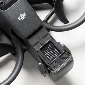 <span class=keywords><strong>DJI</strong></span> <span class=keywords><strong>Avata</strong></span> 2 <span class=keywords><strong>Fly</strong></span> <span class=keywords><strong>Smart</strong></span> <span class=keywords><strong>Combo</strong></span> (Batería Individual) Drones FPV con Cámara para Adultos, Experiencia Inmersiva 4K, Compatible con la Identificación Remota de la FAA - Product Image 4