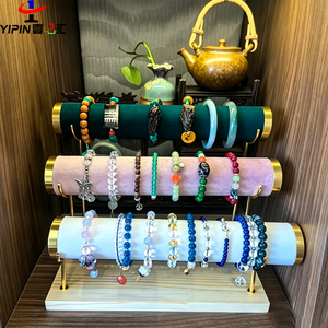 Espositore per Gioielli Multistrato in Velluto Moderno, Porta Bracciali e Orologi, con Barra a T Dorata e Base in Legno, per Braccialetti e Cerchietti - Product Image 5