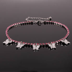 Collier Papillon en Strass, Sertissage Pavé, en Alliage de Zinc, Bijou de Fête, Design Géométrique, Style Ras-du-Cou, Pendentif Tendance - Product Image 4