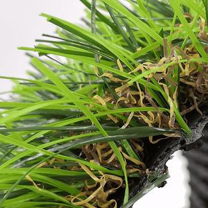 Erba verde da giardino verticale in plastica artificiale Anti-UV ecologica per campi sportivi e decorazione murale - Product Image 3