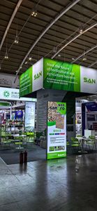 Cabina de exposición modular SEG de 36 m² para Feria Comercial y evento, marco de aluminio de 5M de altura con soporte de exhibición de tela de tensión de puerta - Product Image 5