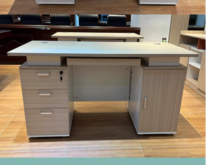 <span class=keywords><strong>Bureau</strong></span> de direction moderne en mélamine classe E1, style <span class=keywords><strong>industriel</strong></span>, avec armoires latérales - Product Image 1