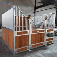 Box de chevaux modulaire préfabriqué pour propriétaires indépendants, utilisation équestre temporaire en extérieur