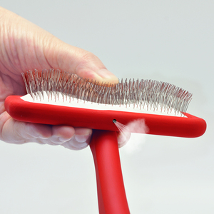 <span class=keywords><strong>Brosse</strong></span> à cheveux en bois pour animaux de compagnie, accessoire de <span class=keywords><strong>toilettage</strong></span> <span class=keywords><strong>professionnel</strong></span>, <span class=keywords><strong>brosse</strong></span> à épingles pour animaux de compagnie, Design noir, multifonctionnelle, PB-3M - Product Image 4