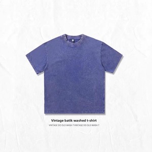<span class=keywords><strong>เสื้อ</strong></span><span class=keywords><strong>ยืด</strong></span>ผู้ชายผ้าฝ้ายแท้ลายการ์ตูนวินเทจสไตล์ยุโรปอเมริกัน แบรนด์แฟชั่นย้อนยุค น้ำหนัก 230 กรัม แบบซักแล้ว ลายบาติก - Product Image 3