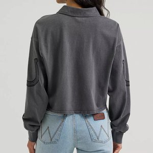 <span class=keywords><strong>Felpa</strong></span> da donna personalizzata <span class=keywords><strong>con</strong></span> ricamo <span class=keywords><strong>a</strong></span> ferro di cavallo in stile western, lavata, <span class=keywords><strong>con</strong></span> colletto <span class=keywords><strong>polo</strong></span>, bottoni, taglio corto, spalle scese e maniche <span class=keywords><strong>a</strong></span> sbuffo - Produttore - Product Image 3